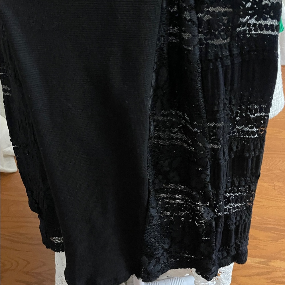 POL Black Wide Leg Pants with Lace Detail - Picture 9 of 9